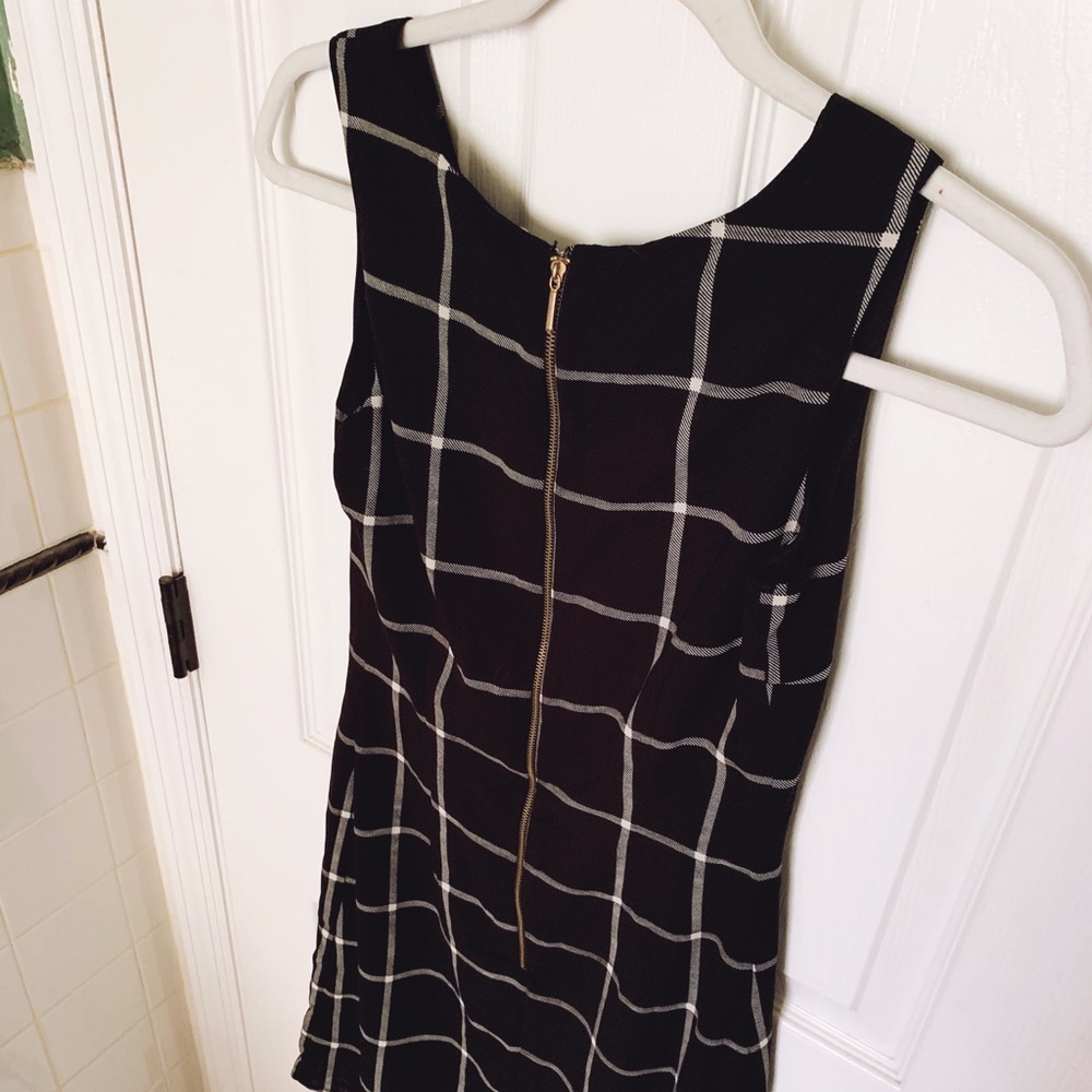 NWT Plaid Dress - Picture 6 of 6
